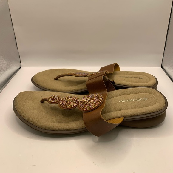 Naturalizer Jillian tan brown tong beaded sandals slides comfort size 9W - Picture 5 of 6